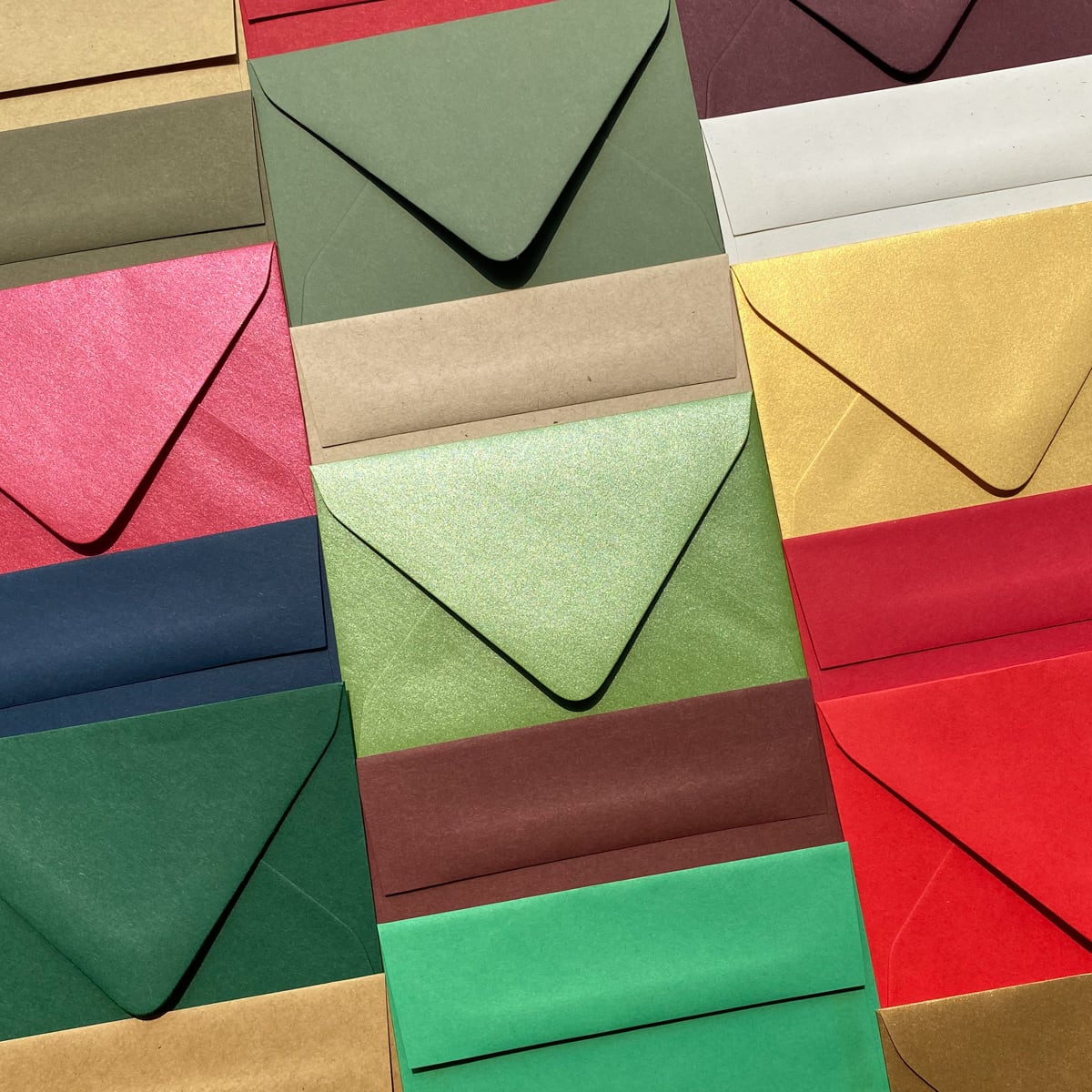 Envelope Array