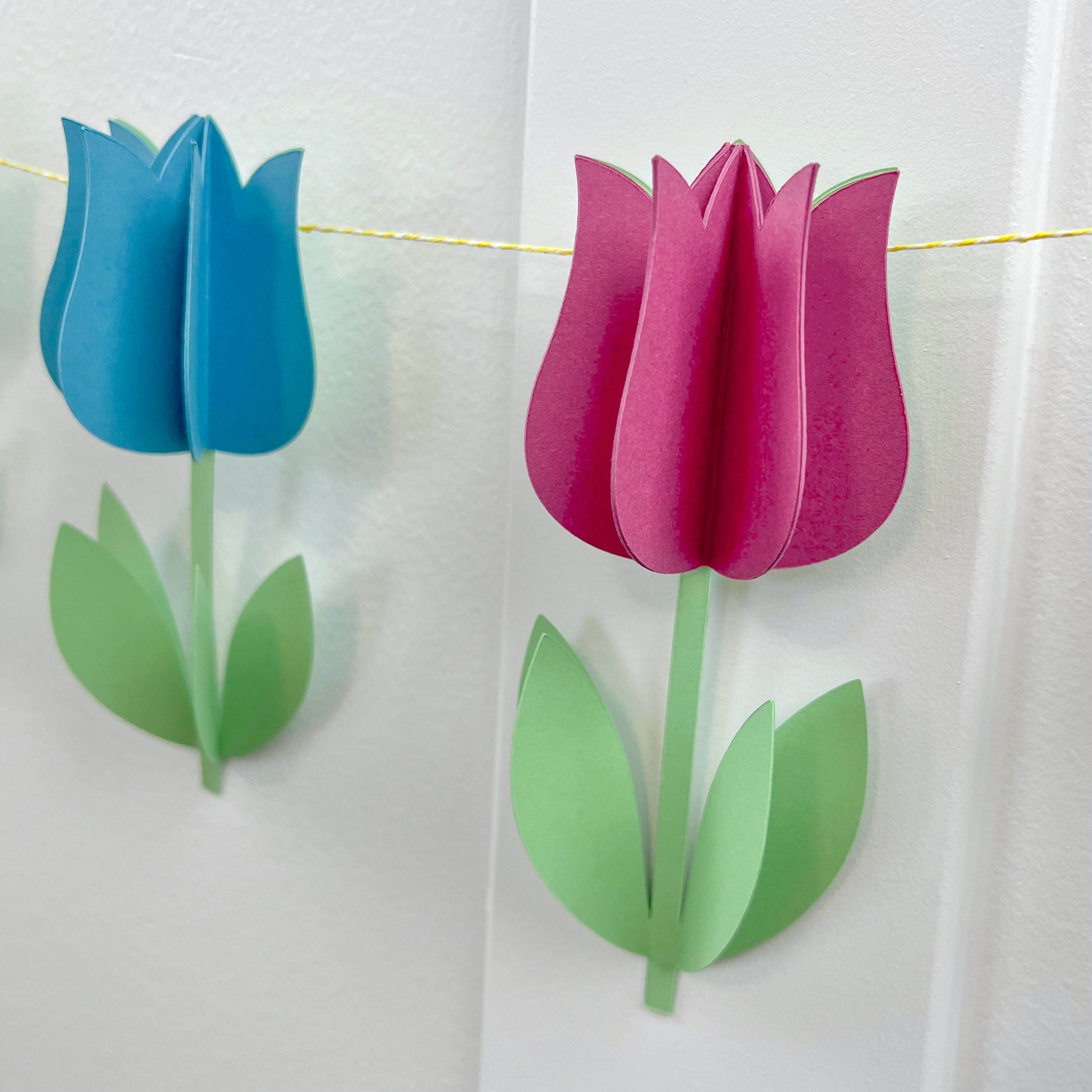 Woodstock Cardstock Tulip Garland Closeup